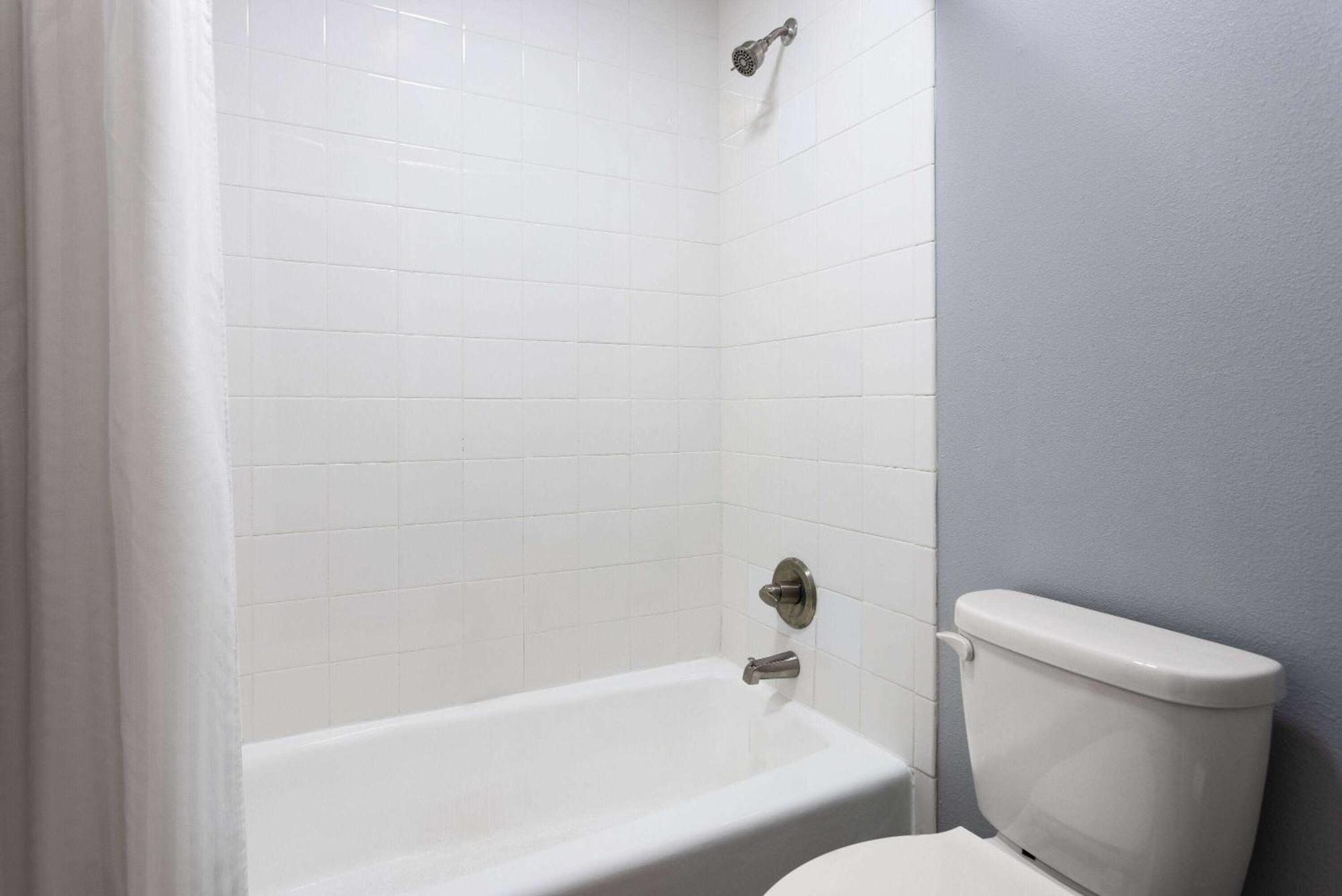 Hawthorn Extended Stay By Wyndham Columbia-Ft Jackson ภายนอก รูปภาพ
