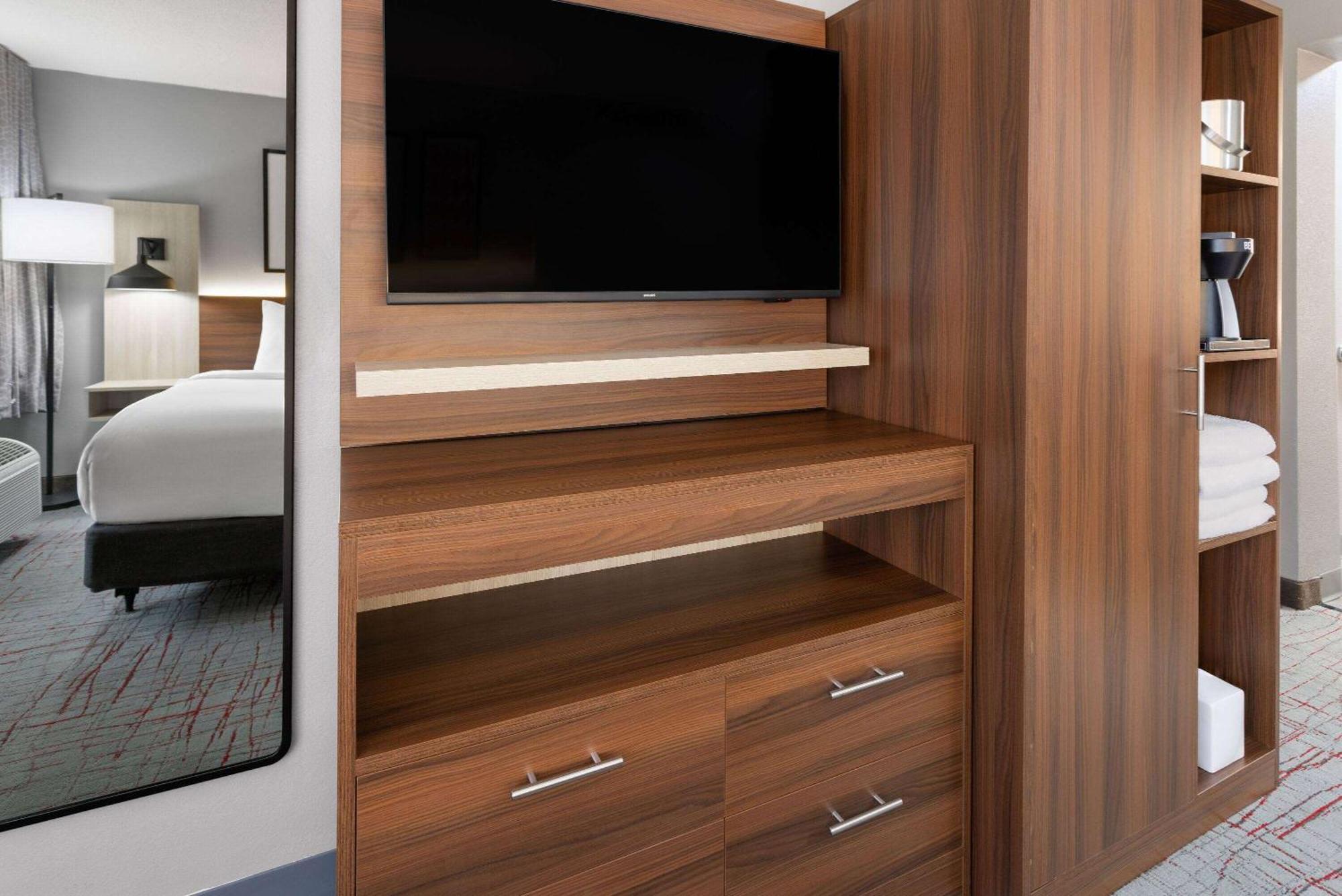 Hawthorn Extended Stay By Wyndham Columbia-Ft Jackson ภายนอก รูปภาพ