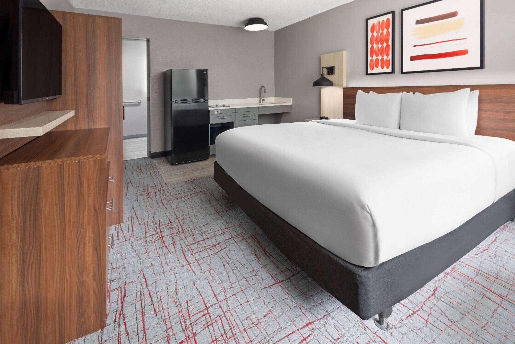 Hawthorn Extended Stay By Wyndham Columbia-Ft Jackson ภายนอก รูปภาพ