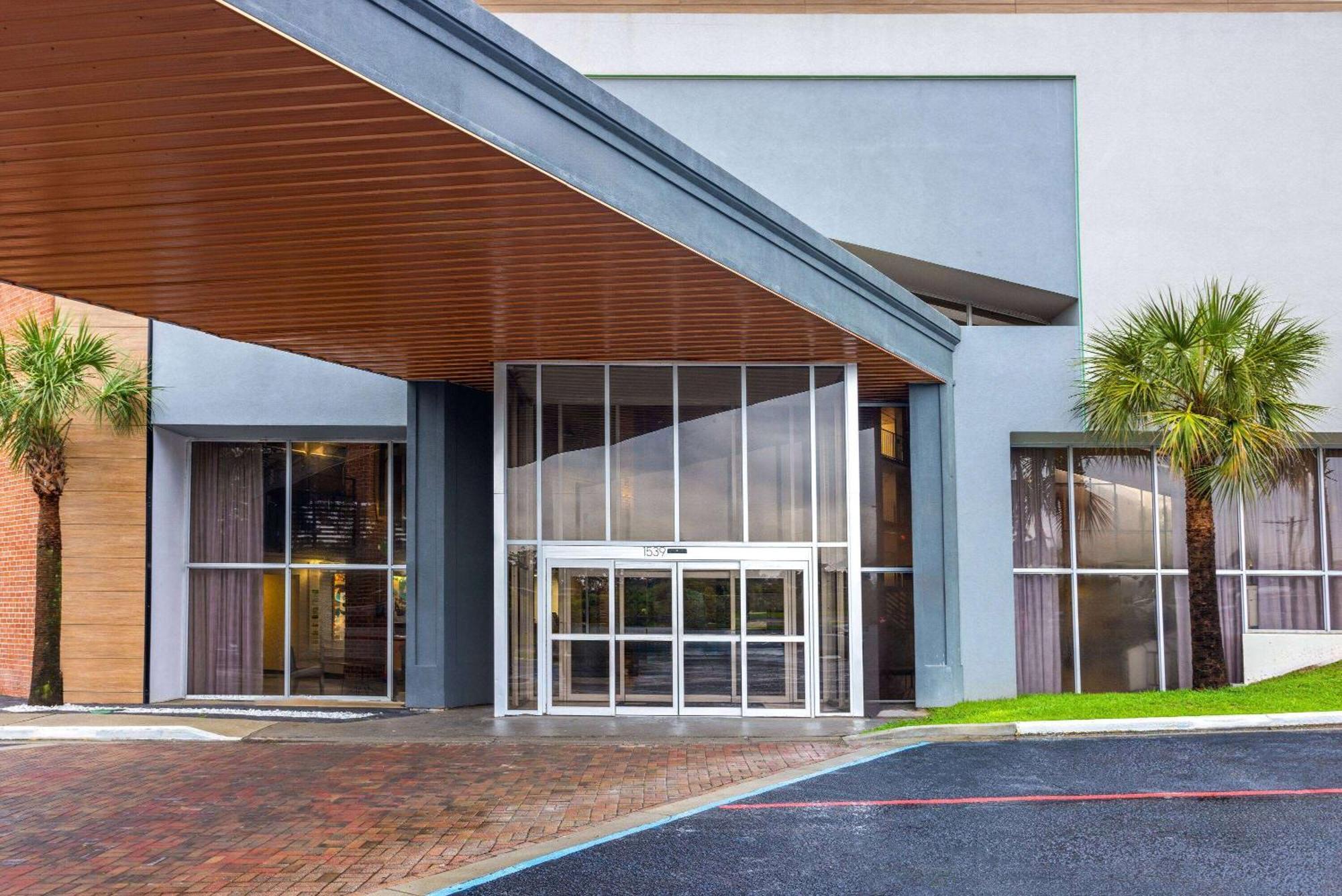 Hawthorn Extended Stay By Wyndham Columbia-Ft Jackson ภายนอก รูปภาพ